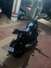 Yezdi Scrambler Dual Tone