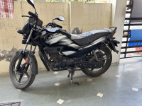 Hero Super Splendor 2017 Model