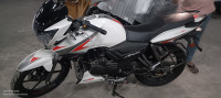 White TVS Apache RTR 160