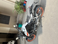 KTM Duke 200