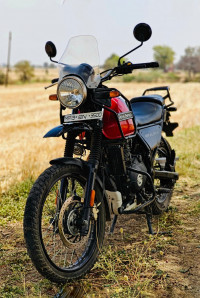 Red Black Royal Enfield Himalayan BS VI