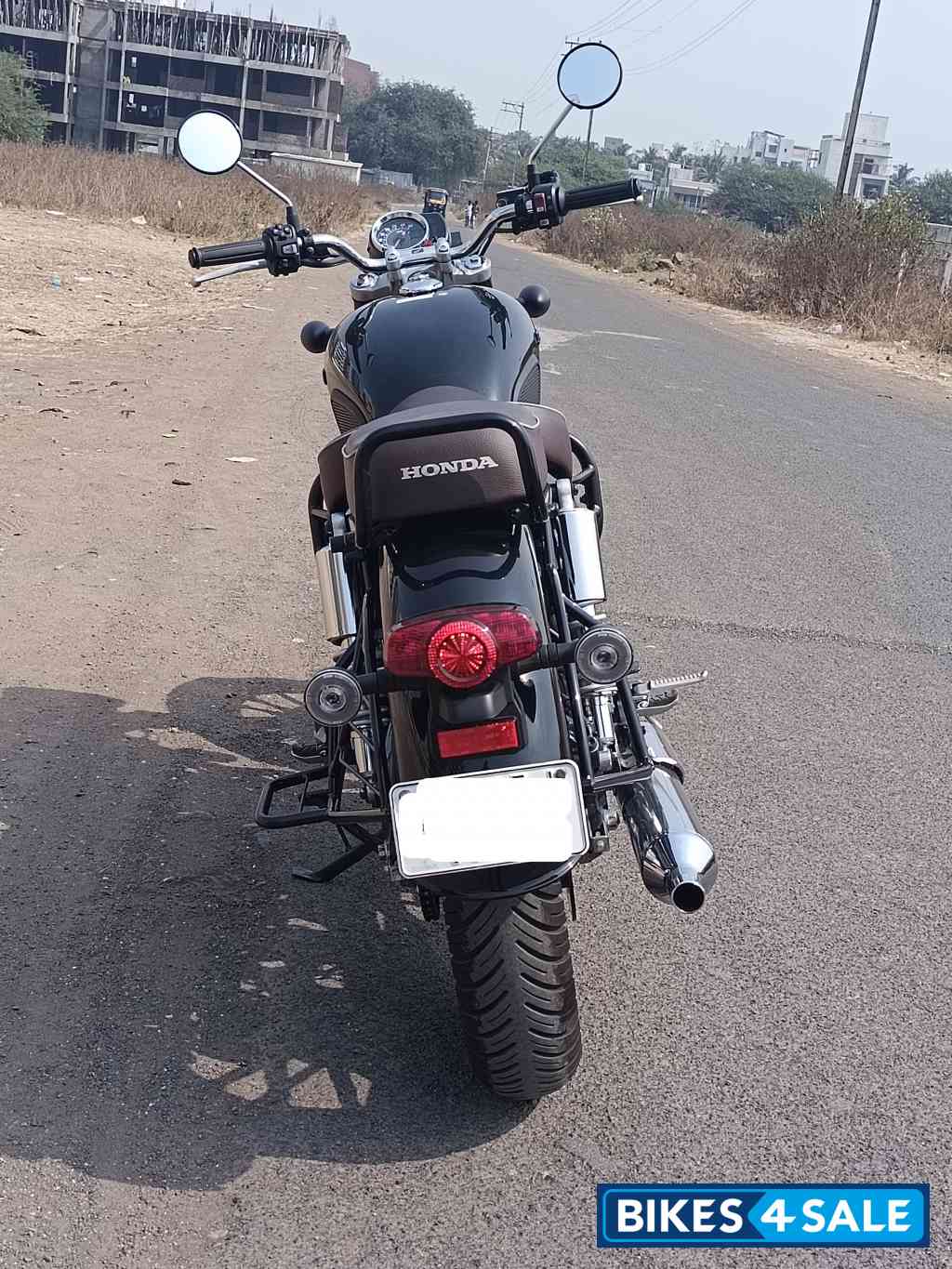 Black Honda CB350 DLX Pro