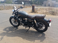 Black Honda CB350 DLX Pro