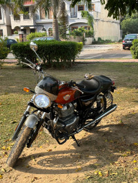 Royal Enfield Interceptor 650 Twin