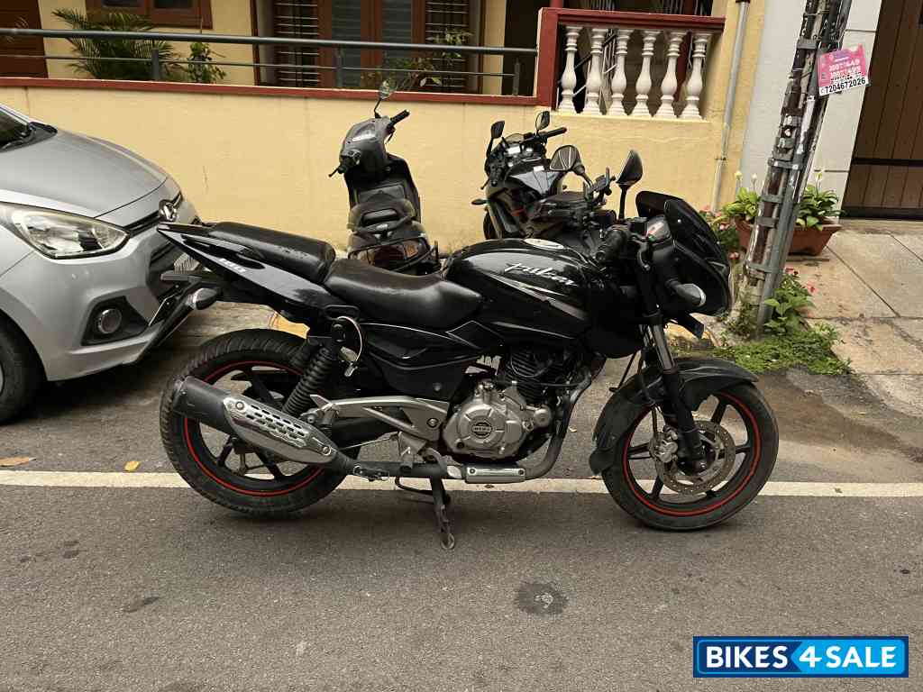 Bajaj Pulsar 180
