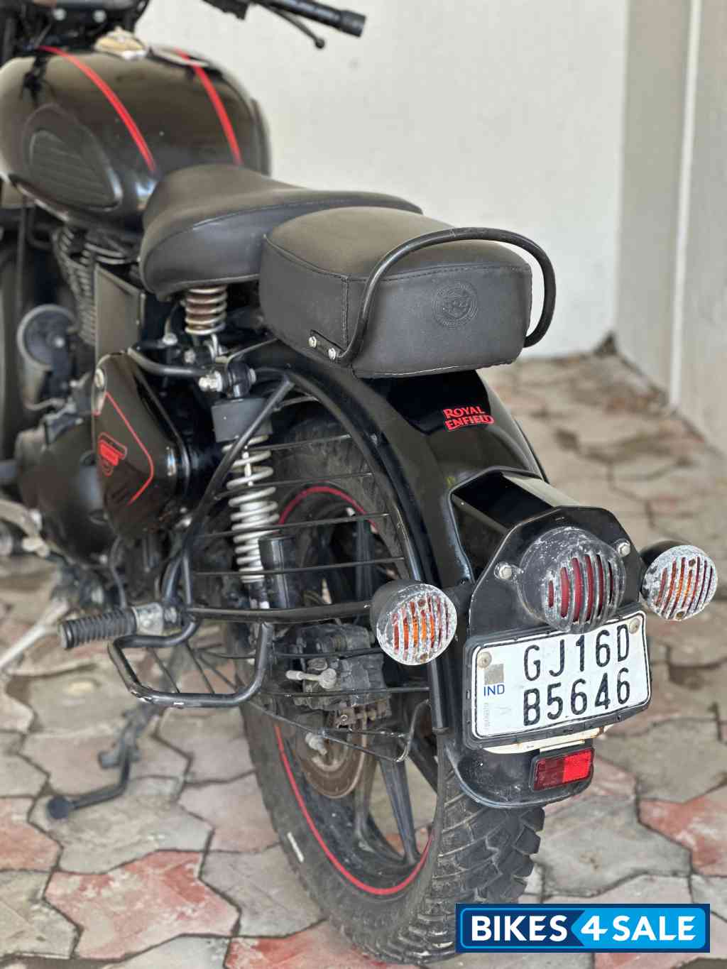 Royal Enfield Classic 350