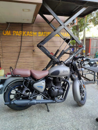 Royal Enfield Classic 350 Dual Channel BS6