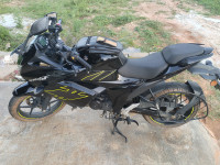 Black Suzuki Gixxer SF BS6