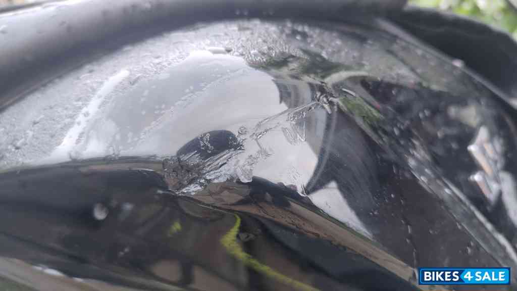 Black Suzuki Gixxer SF BS6