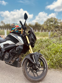 Bajaj Dominar 250