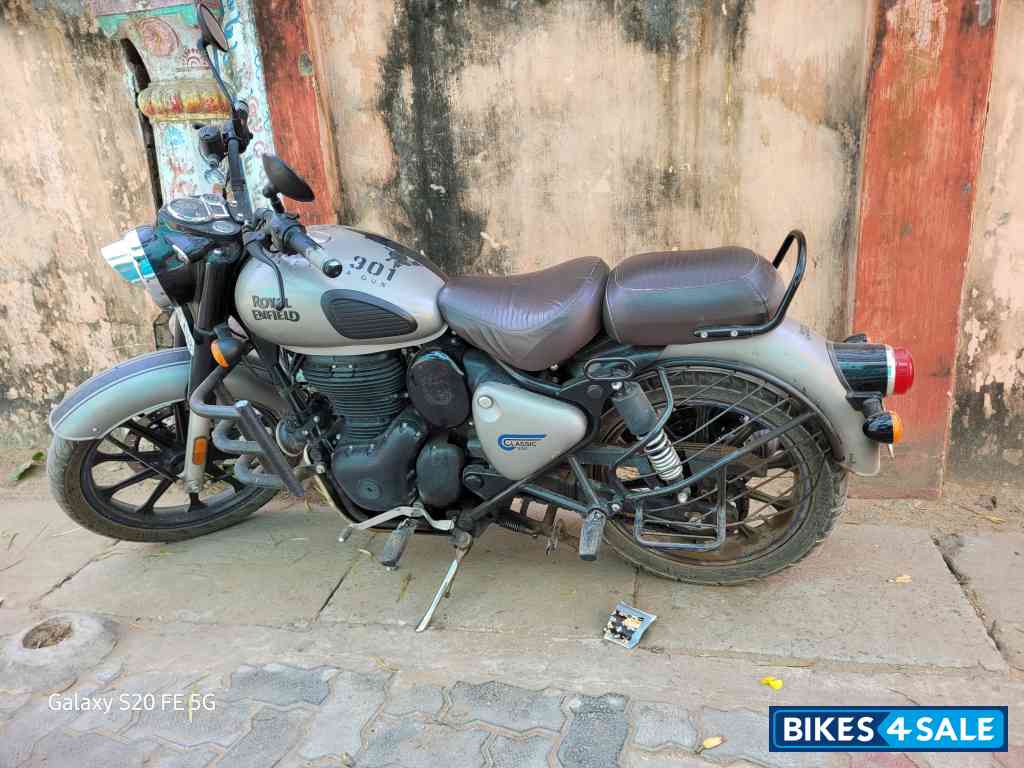 Royal Enfield Classic 350 BS VI