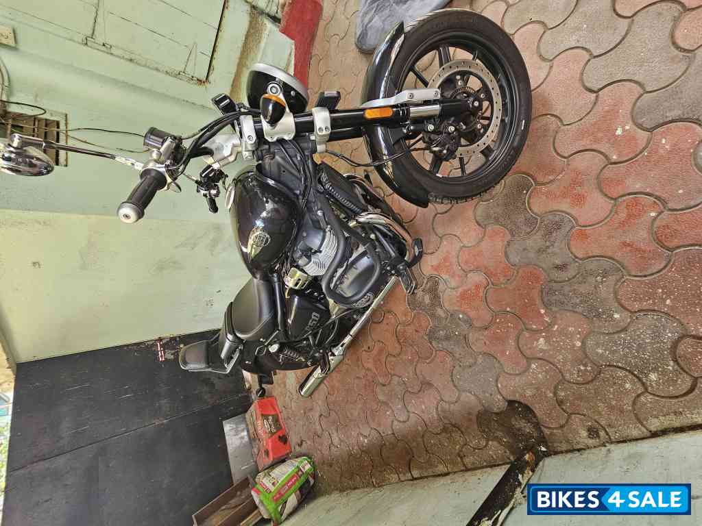 Royal Enfield Super Meteor 650 S