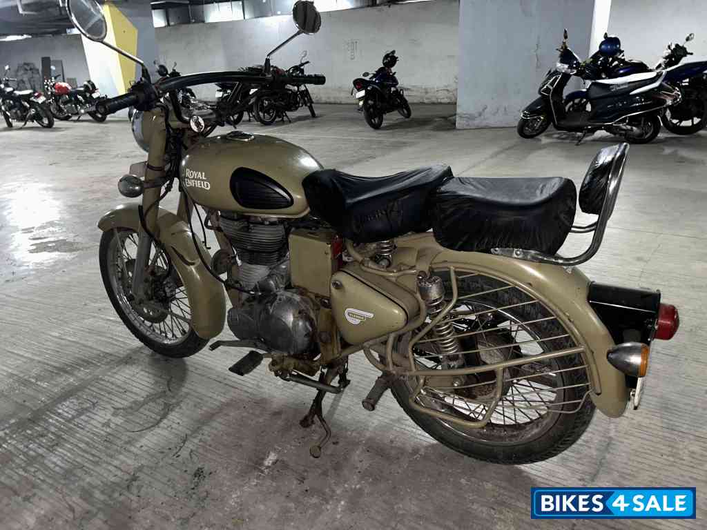Royal Enfield Classic Desert Storm