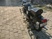Black Royal Enfield Bullet Standard 350