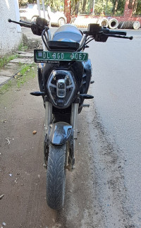 Revolt RV 400 2022 Model