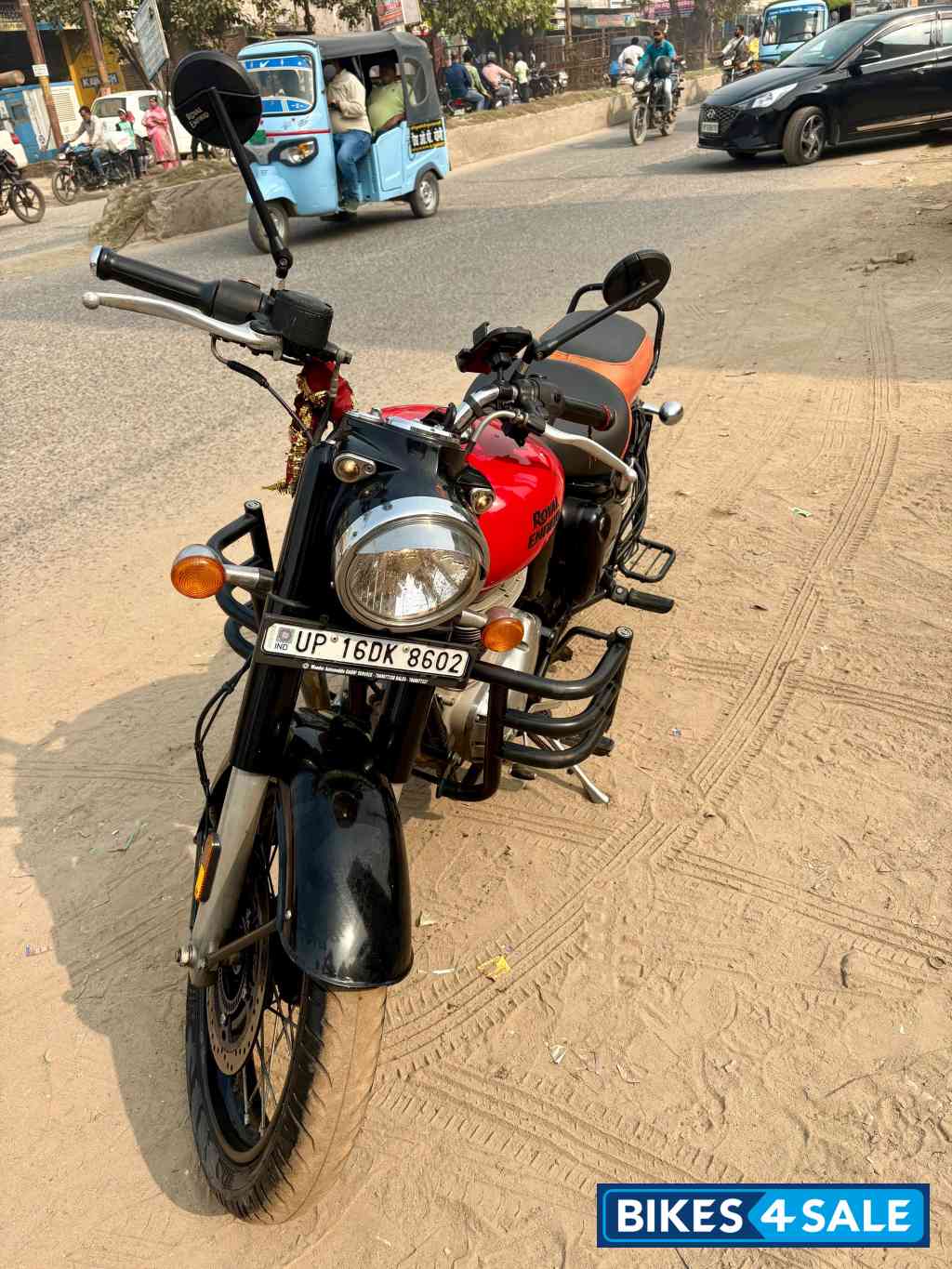 Red Royal Enfield Classic 350 Redditch Red