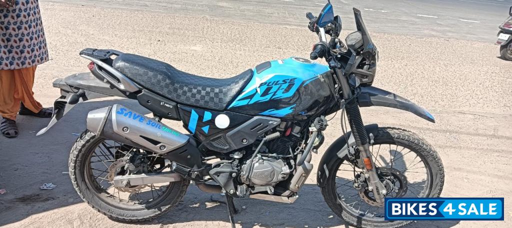 Blue Hero Xpulse 200 4V