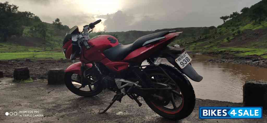 Bajaj Pulsar 180