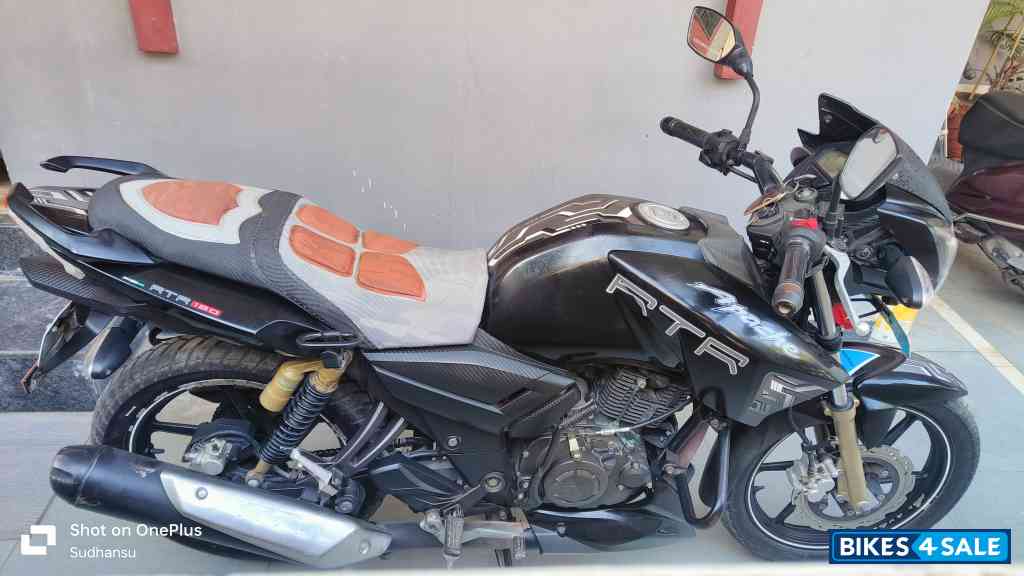 TVS Apache RTR 180