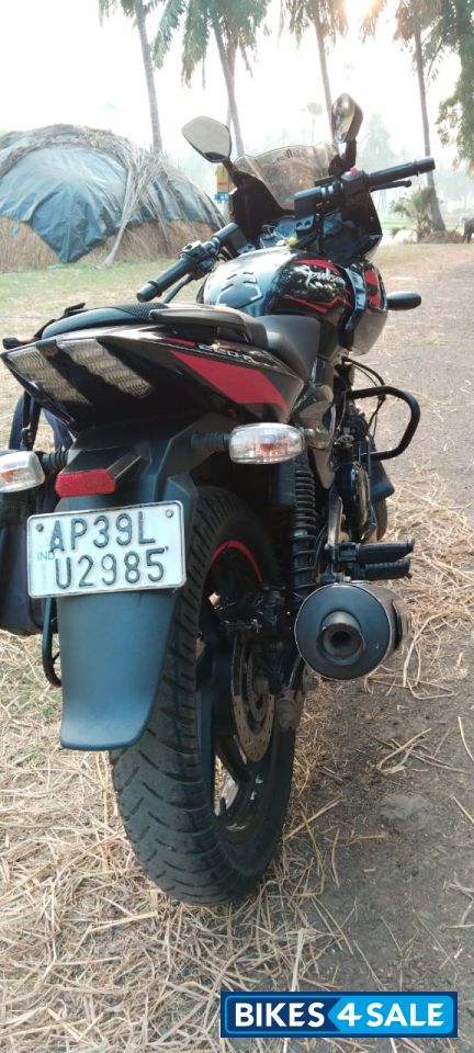 Bajaj Pulsar 220 DTSFi