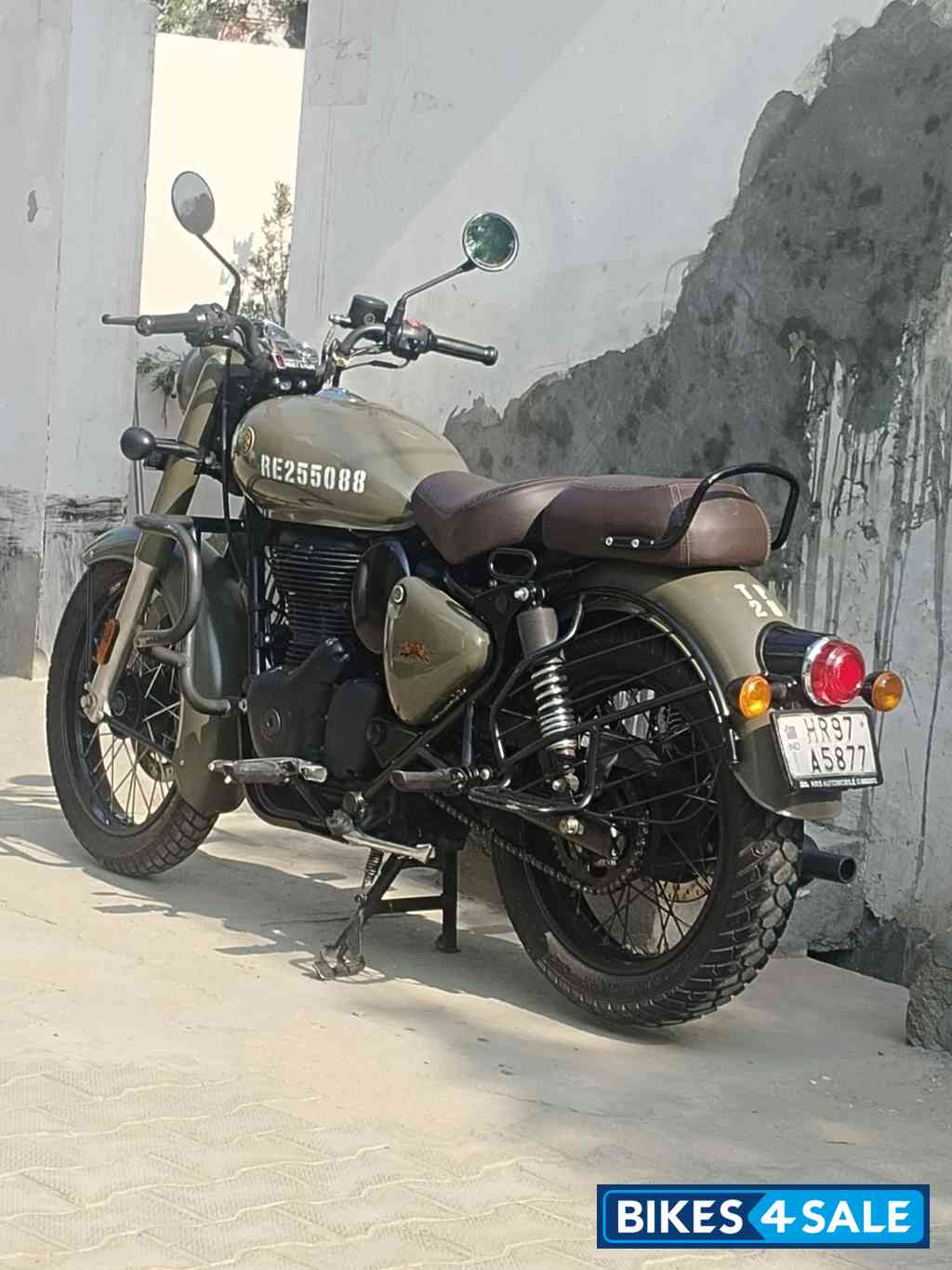 Royal Enfield Classic Signals Stormrider Sand