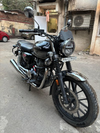 Honda CB350 DLX Pro