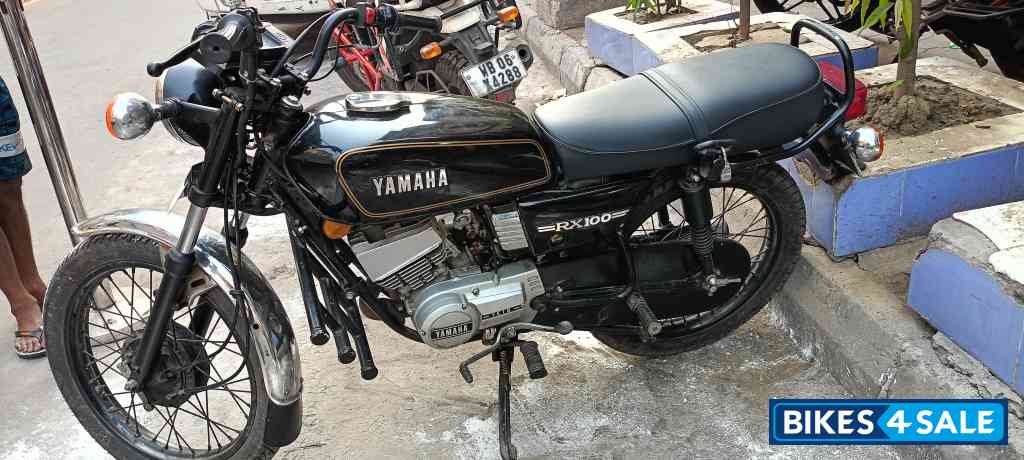 Black Yamaha RX 100