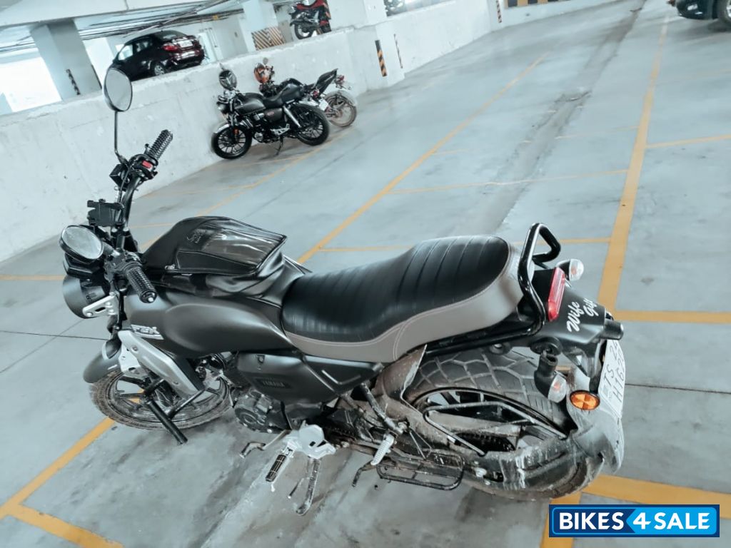 Matty Black Yamaha FZ-X Matty Black Yamaha FZ-X