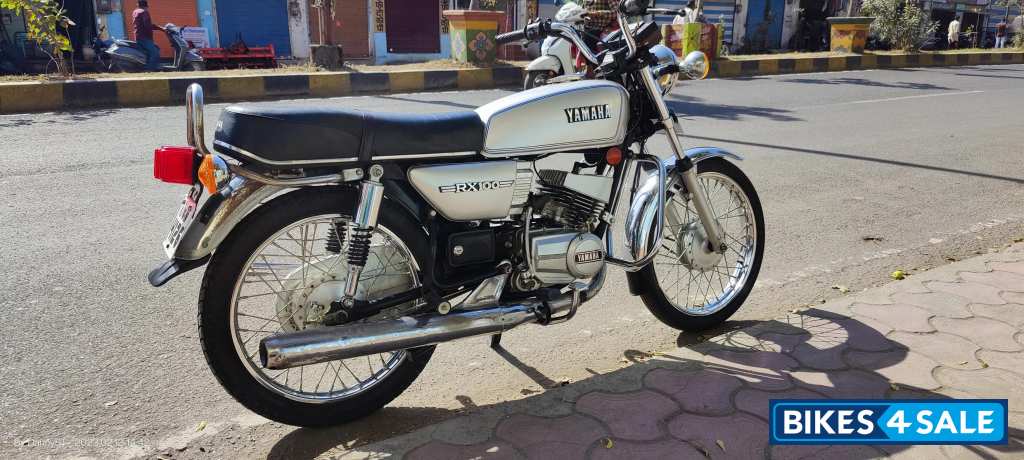 Yamaha RX 100 Yamaha RX 100