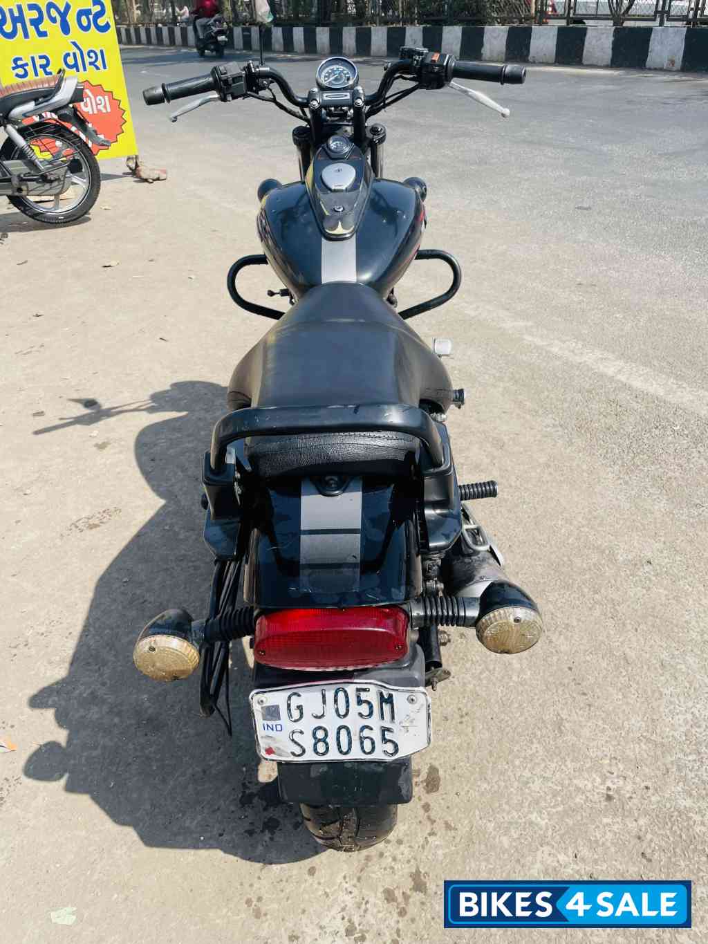 Bajaj Avenger Cruise 220