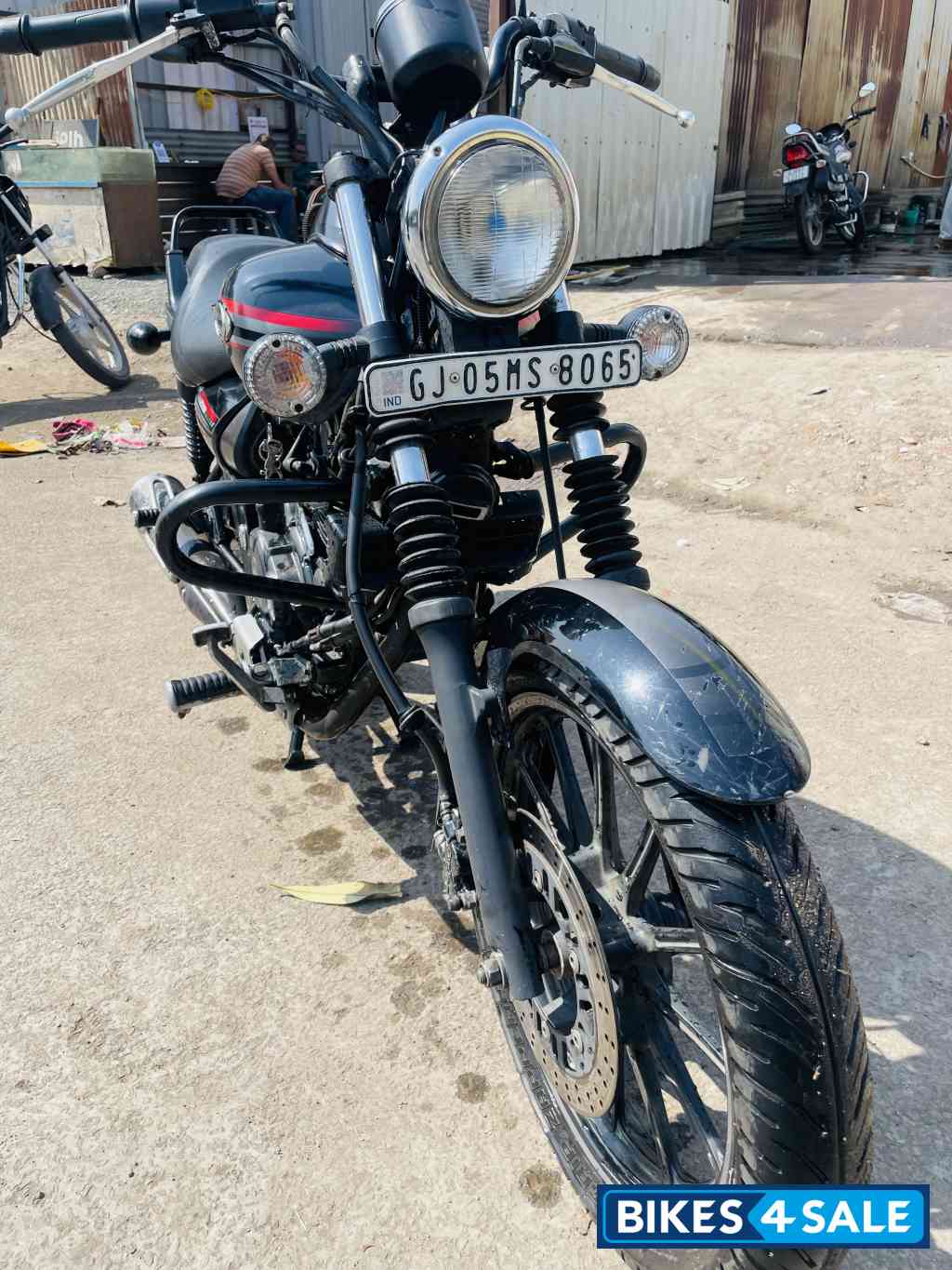 Bajaj Avenger Cruise 220