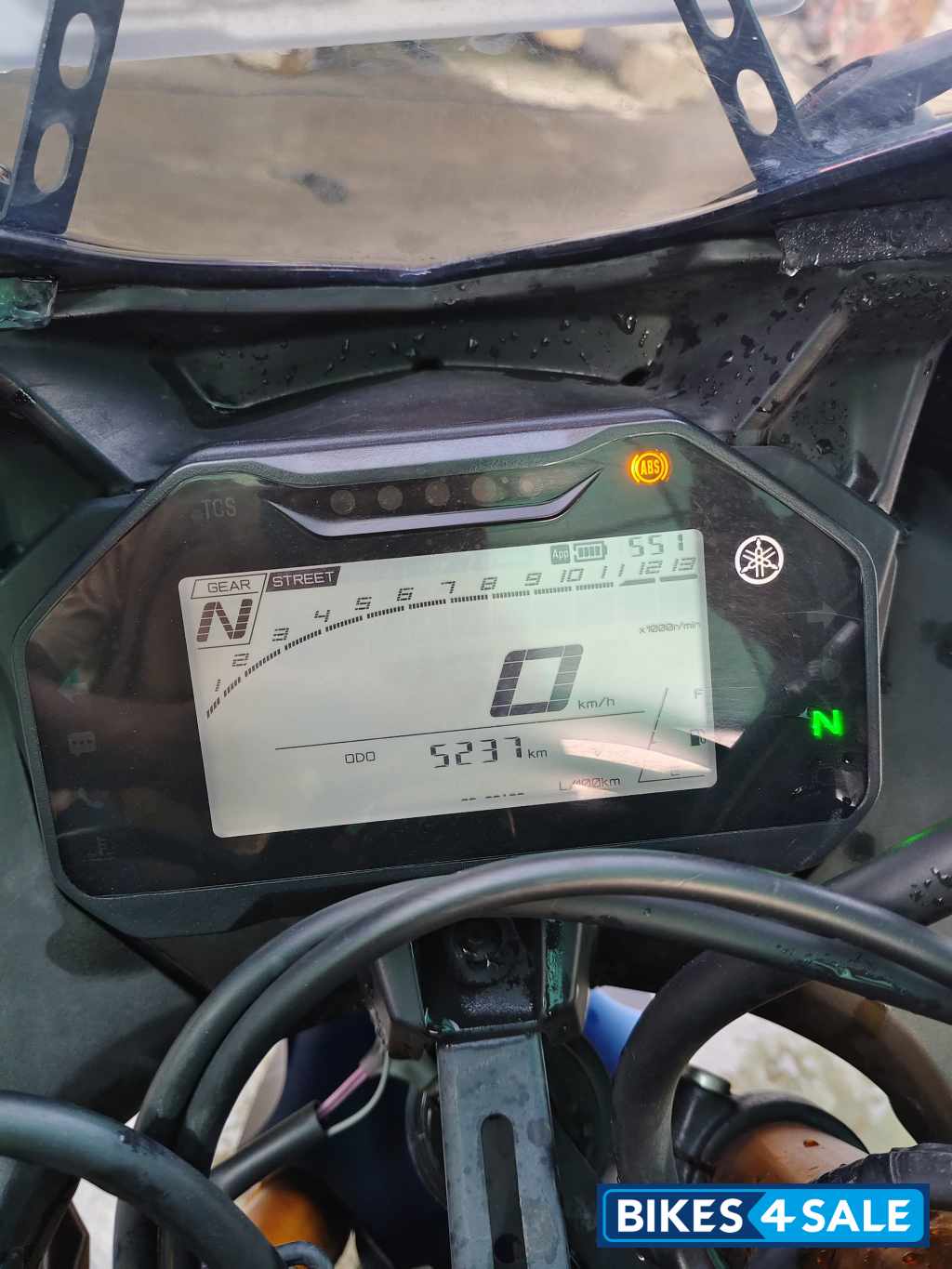 Racing Blue Yamaha R15 V4 Racing Blue Yamaha R15 V4