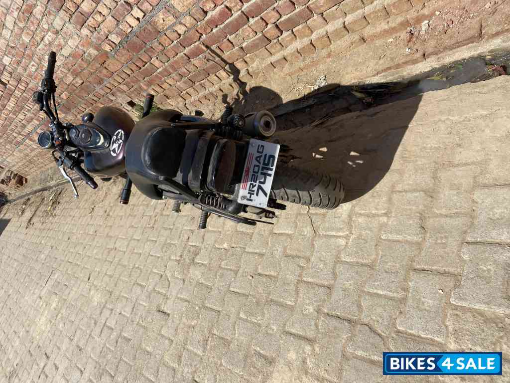 Bajaj Avenger Street 150