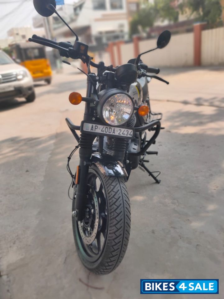 Royal Enfield Hunter 350 Retro