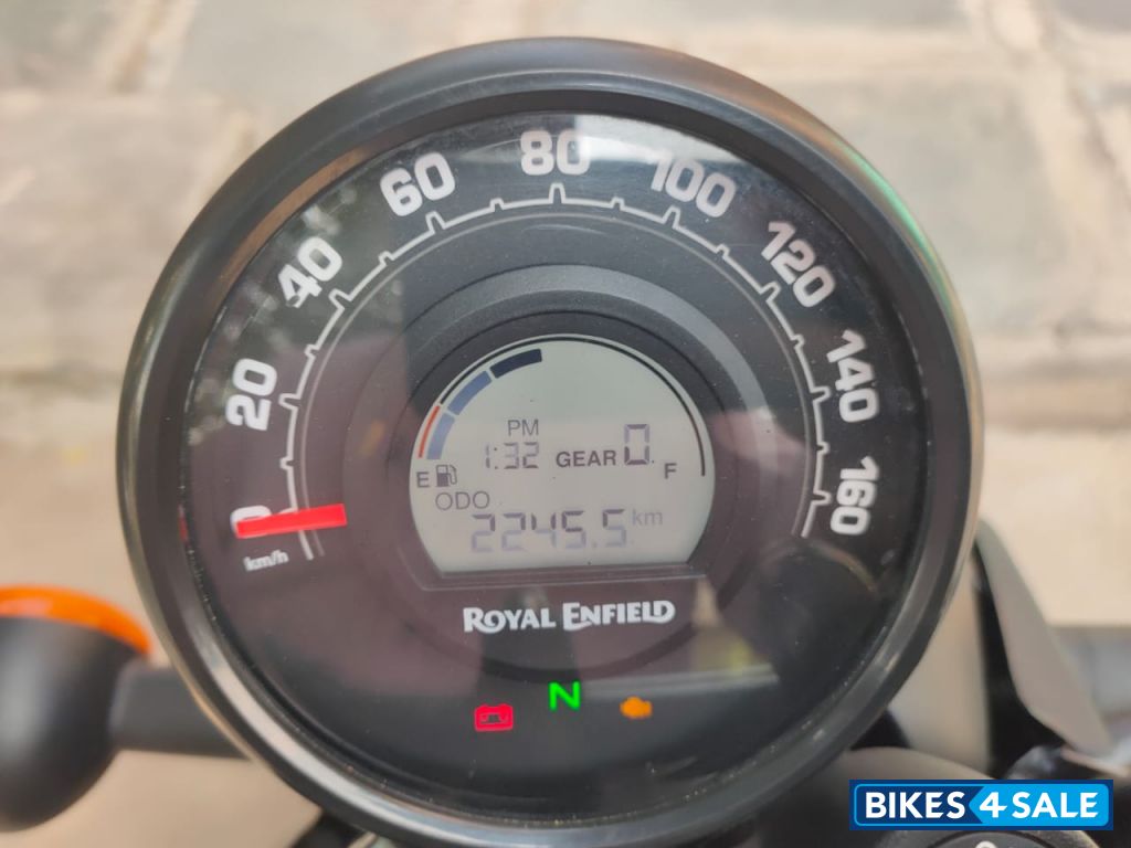 Royal Enfield Hunter 350 Retro