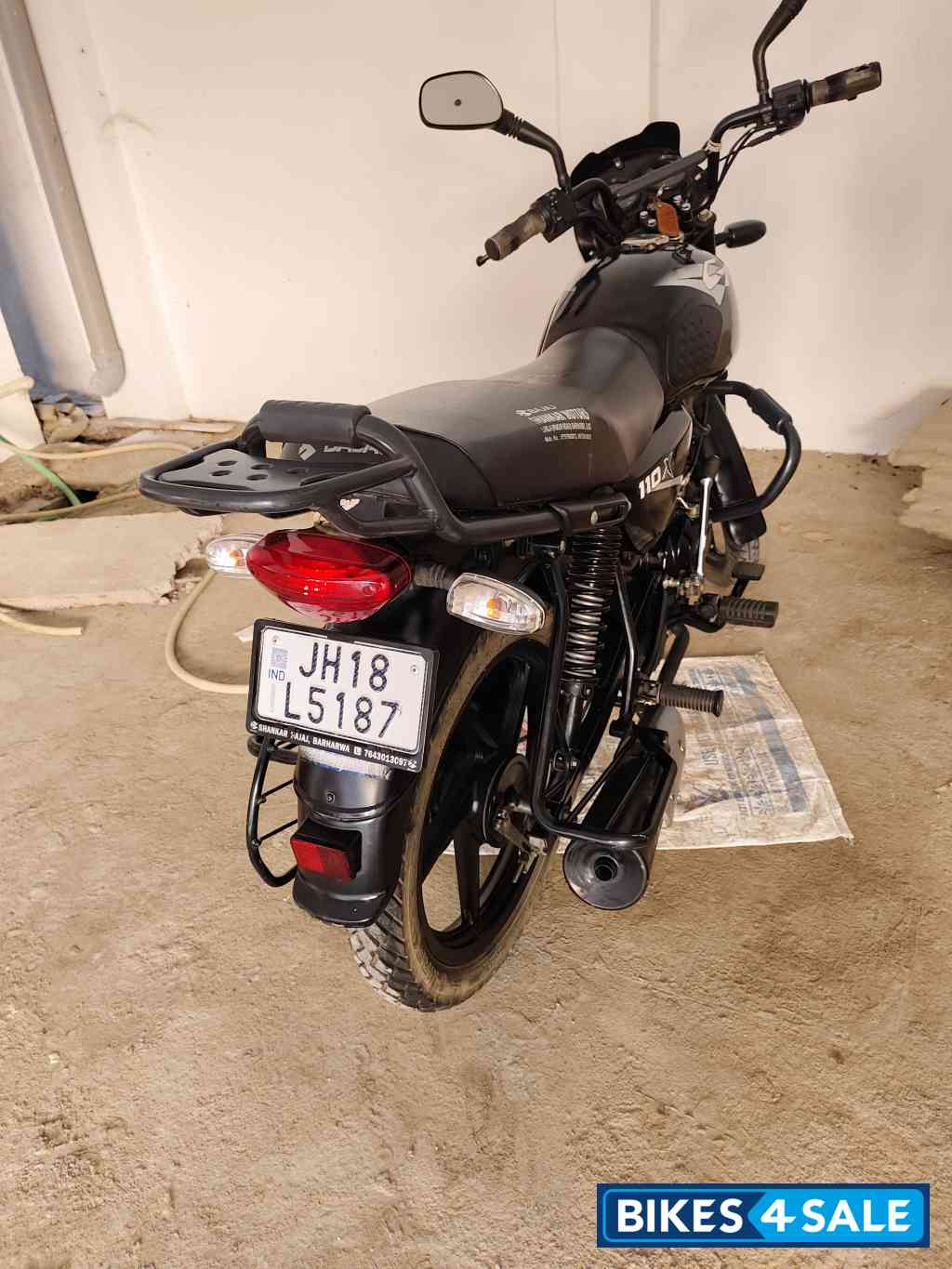 Ebony Black With Sil Bajaj CT110X