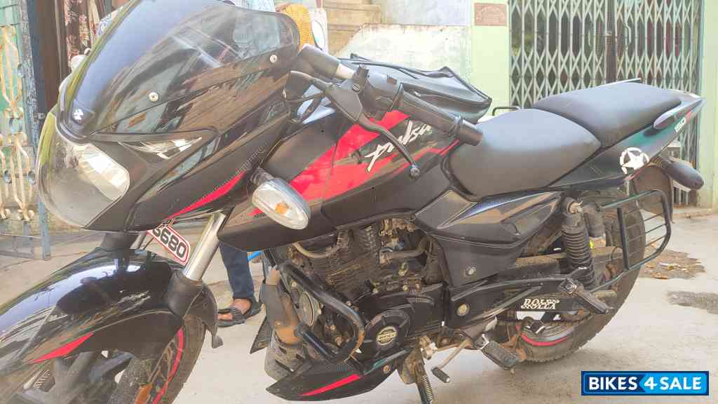 Bajaj Pulsar 150 BS6