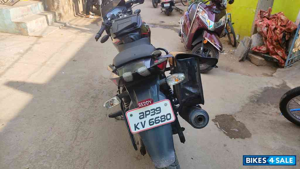Bajaj Pulsar 150 BS6