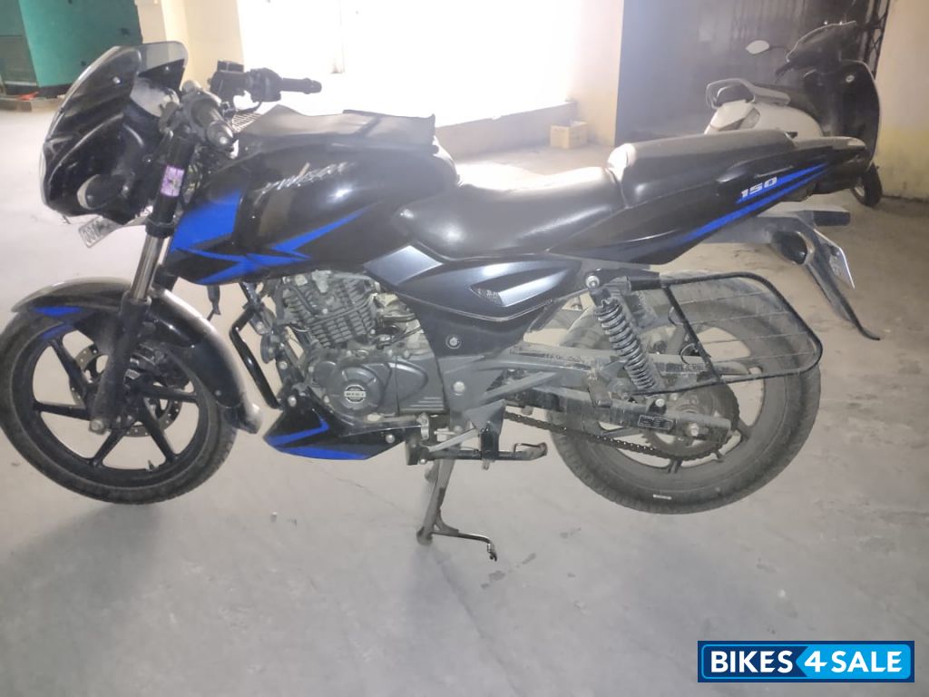 Bajaj Pulsar 150 Twin Disc