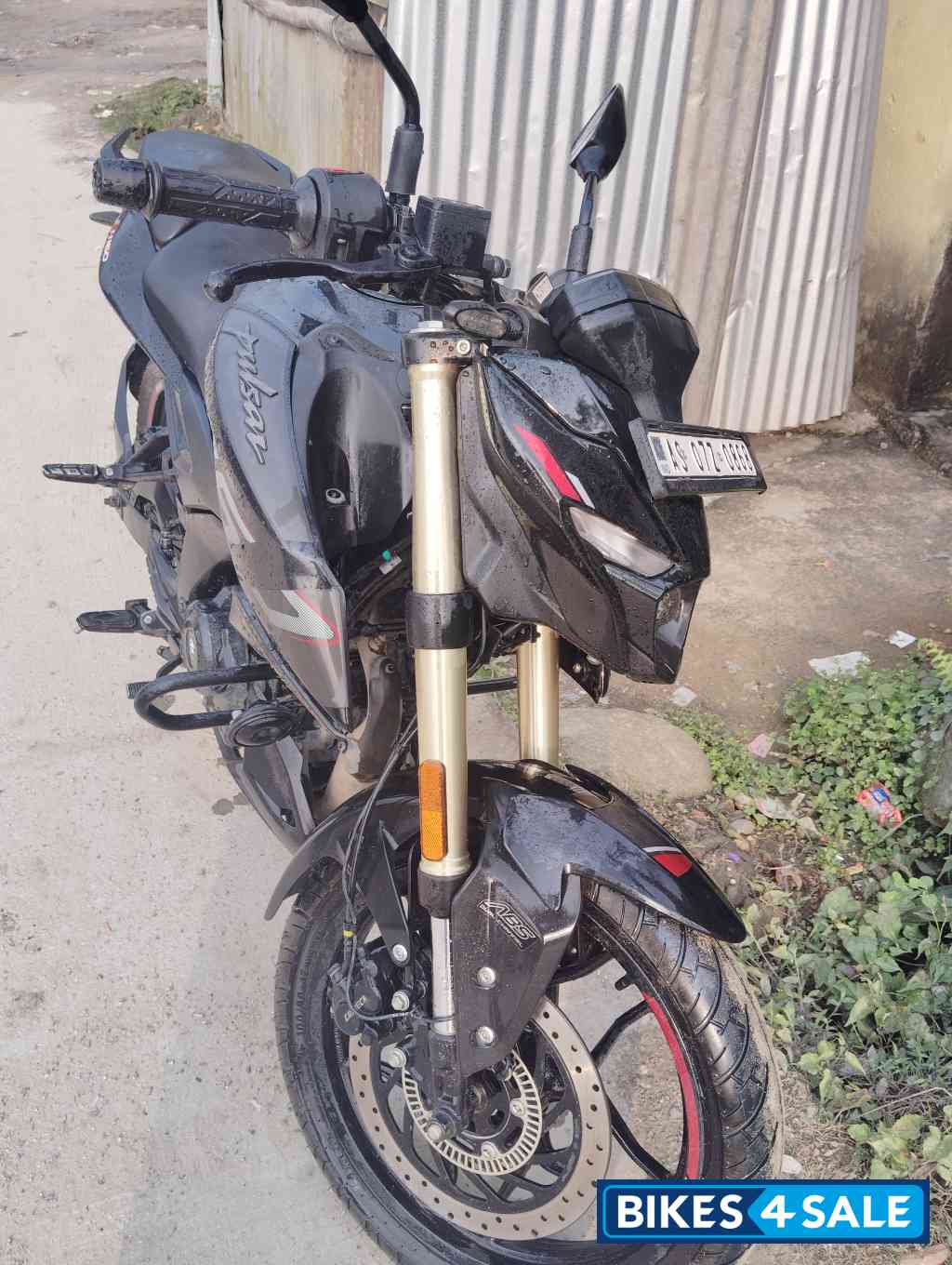 Bajaj Pulsar N160