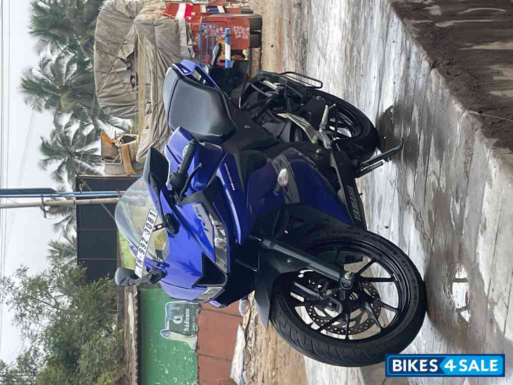 Blue Yamaha YZF R15 V3 BS6