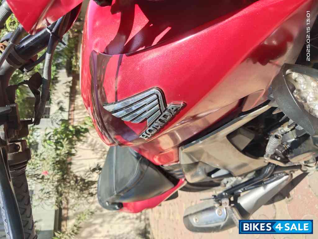 Red Honda CB Unicorn 160