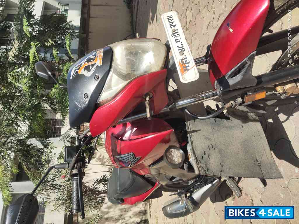 Red Honda CB Unicorn 160