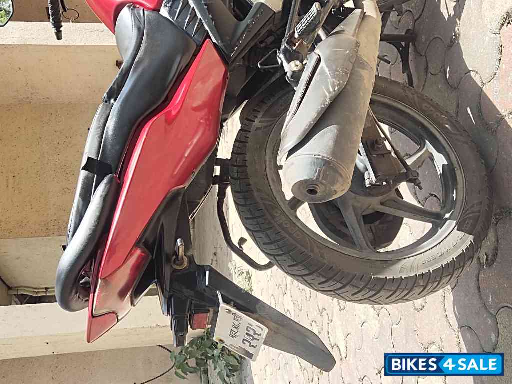 Red Honda CB Unicorn 160