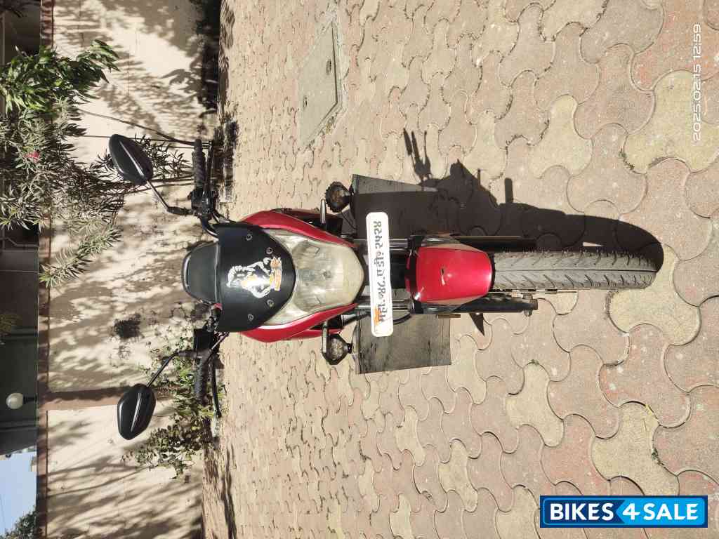 Red Honda CB Unicorn 160