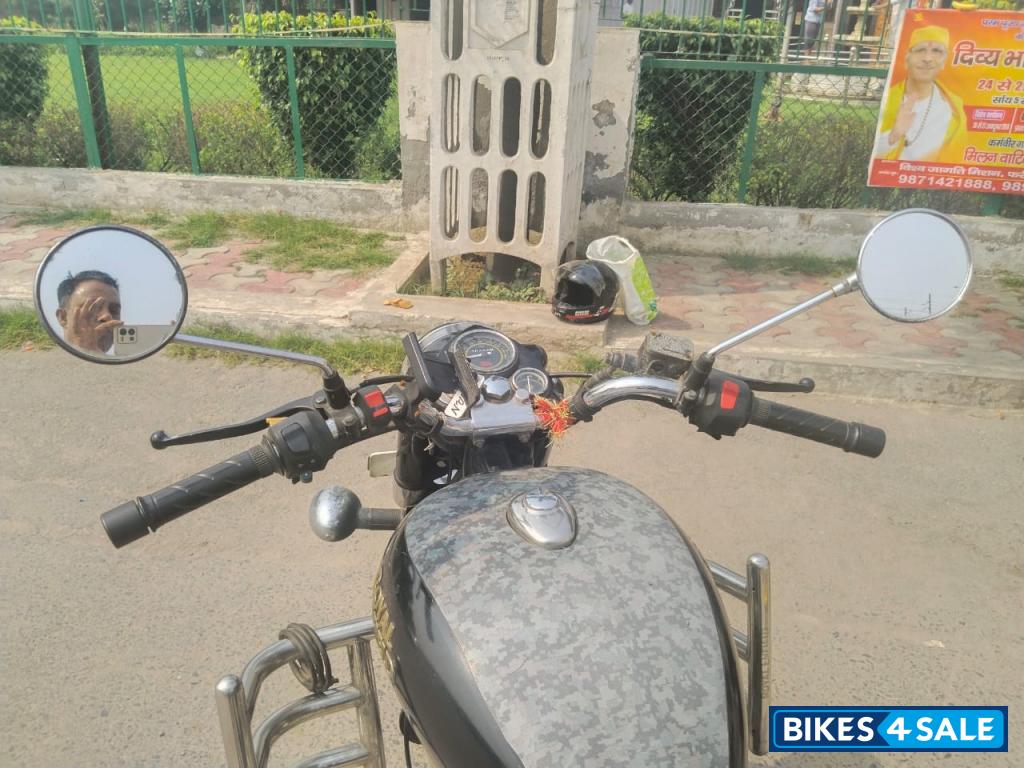 Black Royal Enfield Bullet Electra