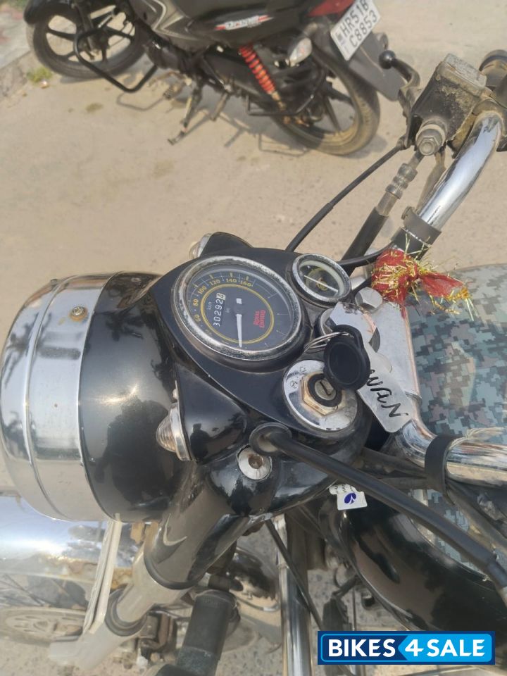 Black Royal Enfield Bullet Electra