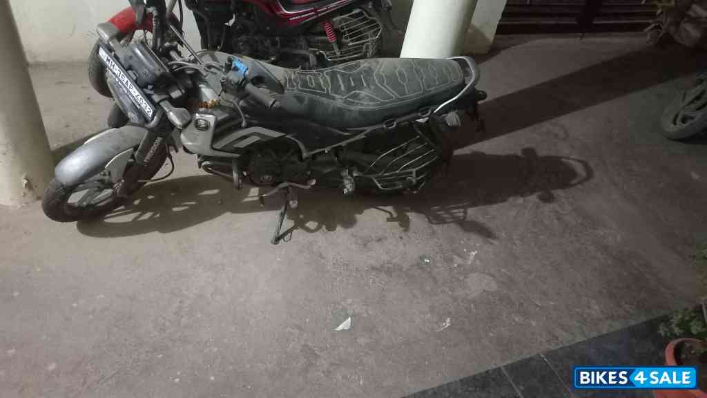 Bajaj Freedom 125 NG04 Disc LED