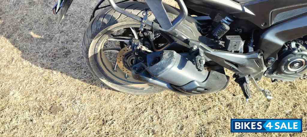 Charcoal Black Bajaj Dominar 400 ABS BS6