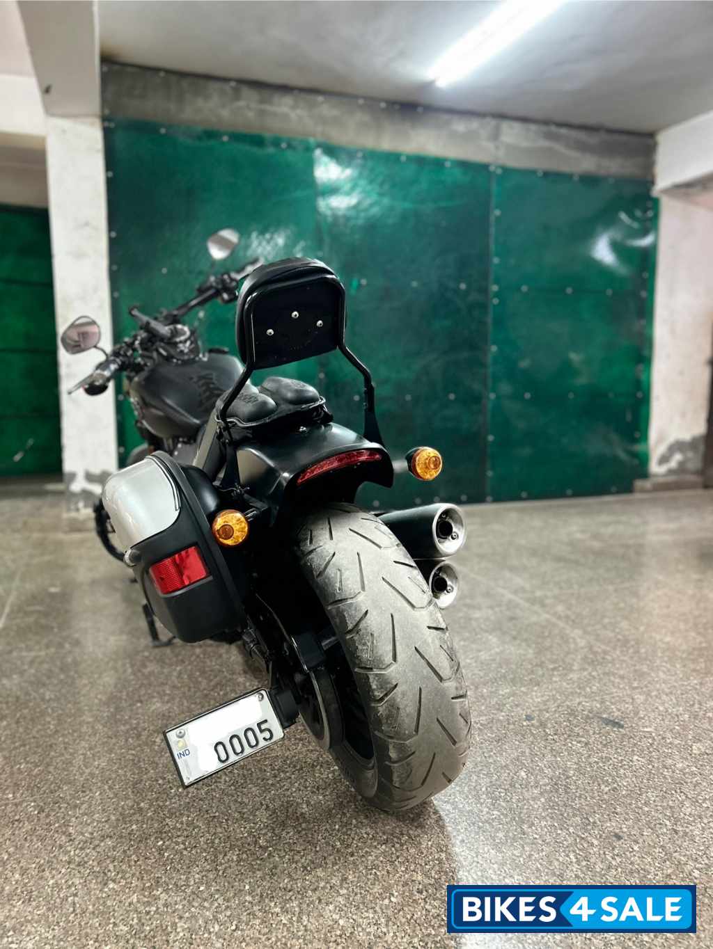 Black Harley Davidson Fat Bob